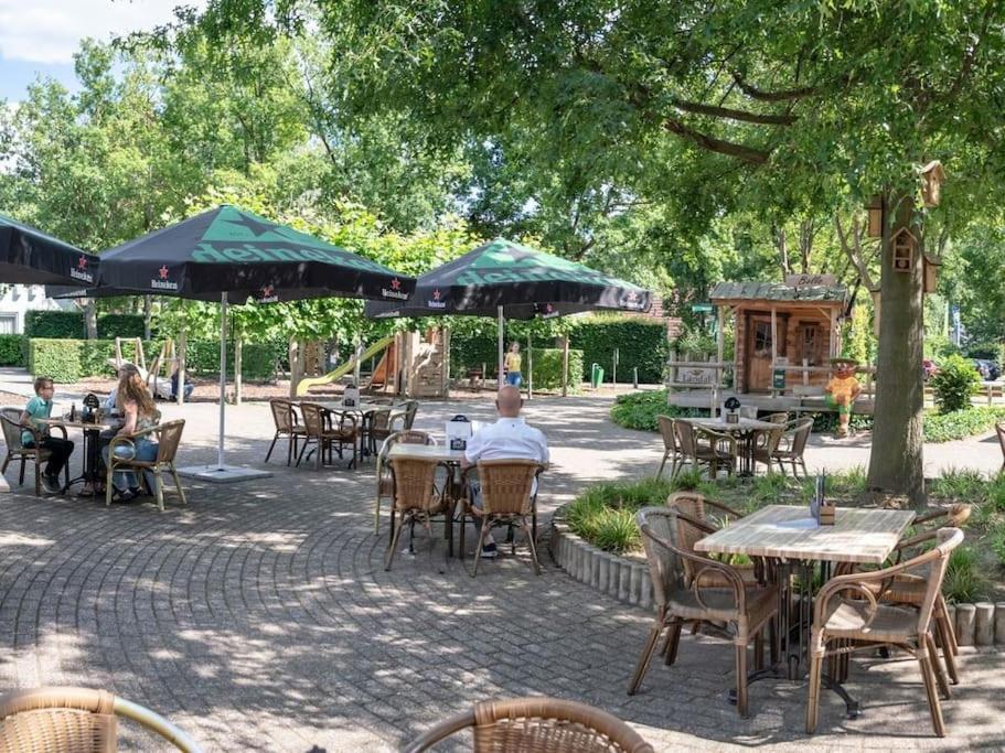 Vrijstaande Recreatievilla Met Ruime Omheinde Tuin Posterholt Εξωτερικό φωτογραφία